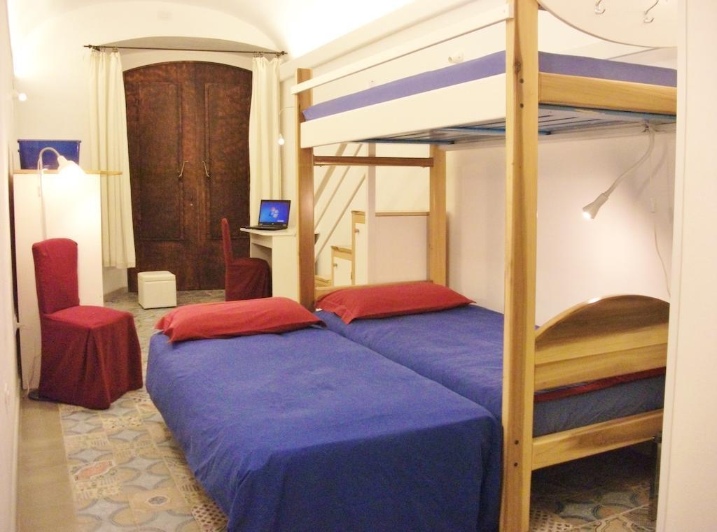 カリアリResidenze Palazzo Pesアパートメント 部屋 写真